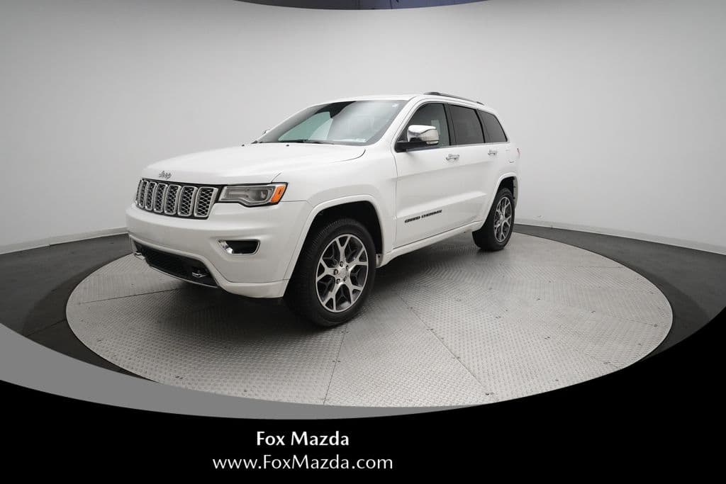 2019 Jeep Grand Cherokee Overland — photo 1 of 36