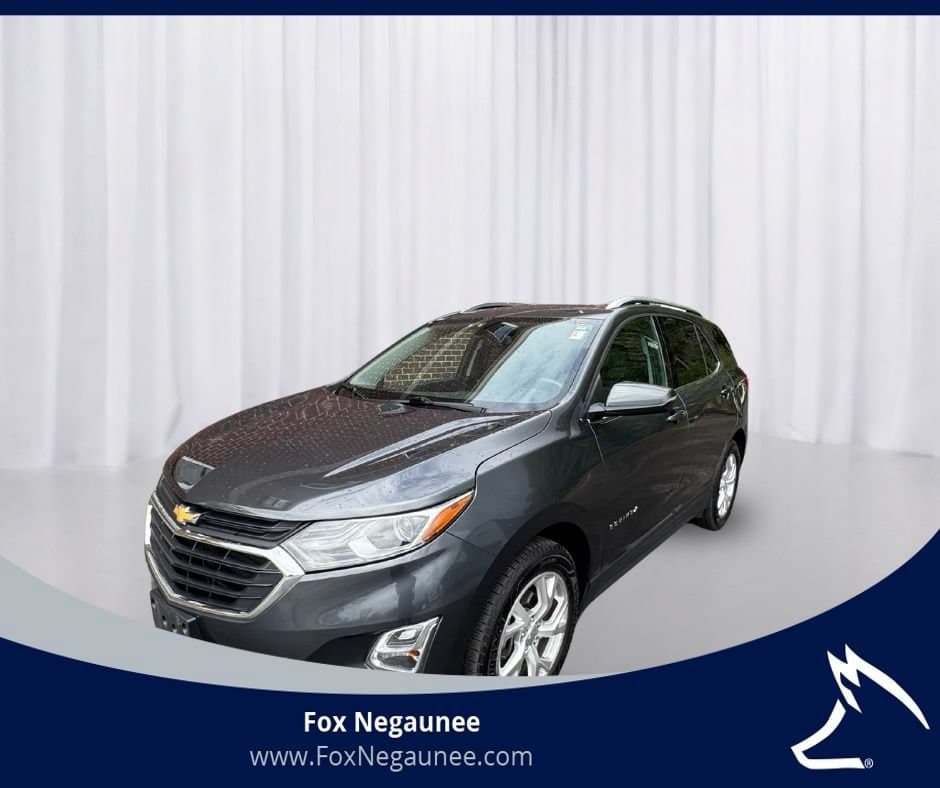 2018 Chevrolet Equinox LT — photo 1 of 42
