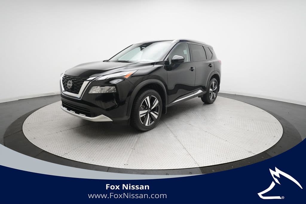 2023 Nissan Rogue Platinum — photo 1 of 37