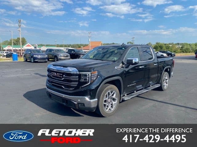 2024 GMC Sierra 1500 SLT — photo 1 of 13