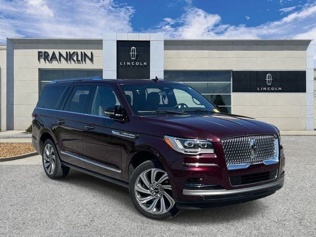 2024 Lincoln Navigator L Reserve — photo 1 of 12