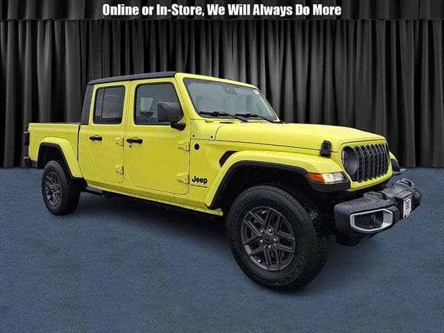 2024 Jeep Gladiator Sport S — photo 1 of 29