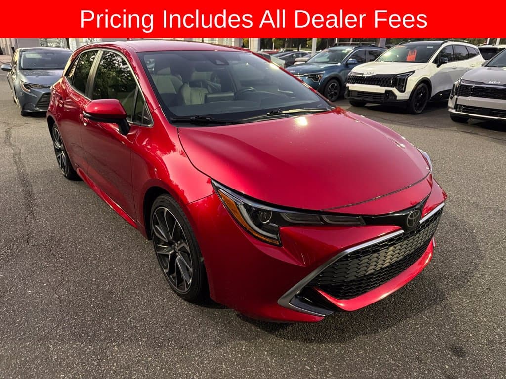2022 Toyota Corolla Hatchback XSE — photo 1 of 6