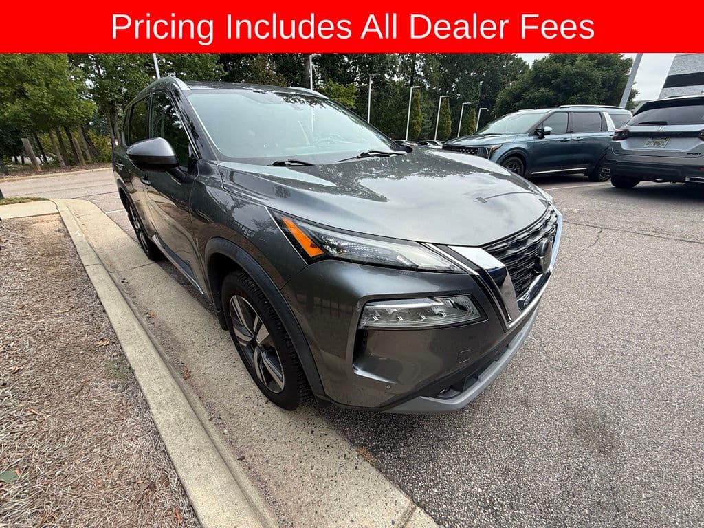 2021 Nissan Rogue SL — photo 1 of 10