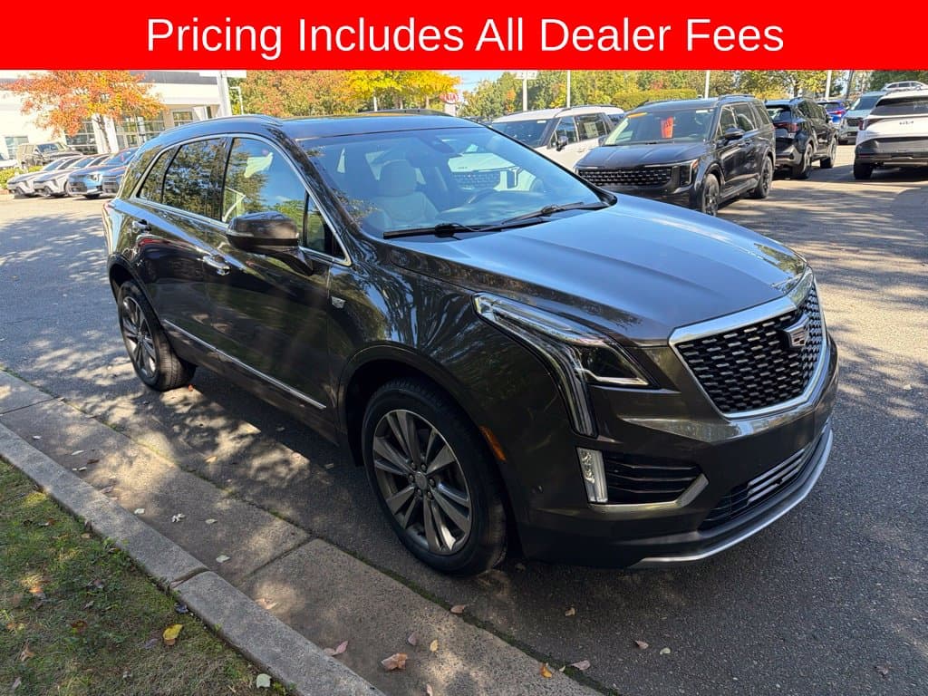 2020 Cadillac XT5 Premium Luxury FWD — photo 1 of 12
