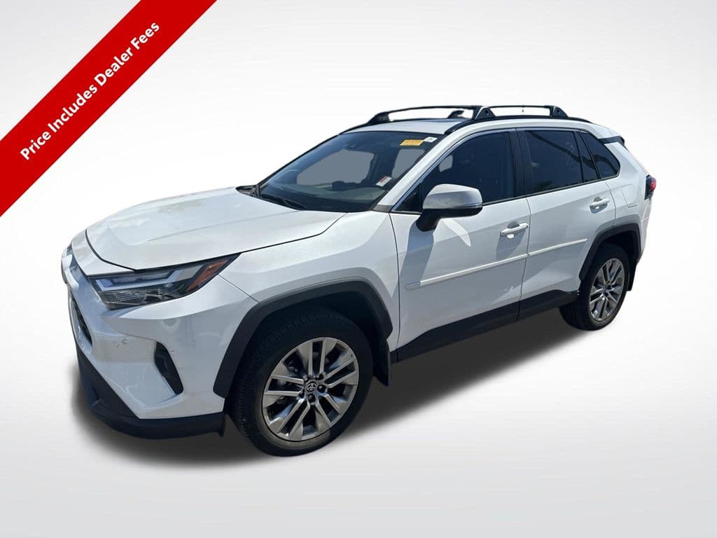 2025 Toyota RAV4 XLE Premium — photo 1 of 18