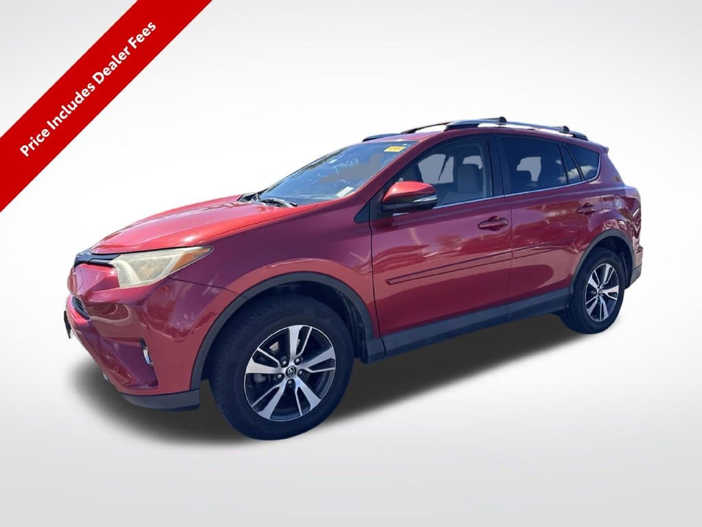 2016 Toyota RAV4 XLE — photo 1 of 19
