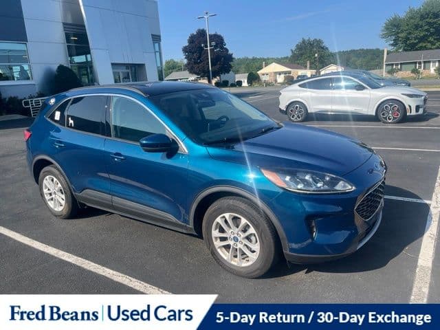 2020 Ford Escape SE — photo 1 of 10
