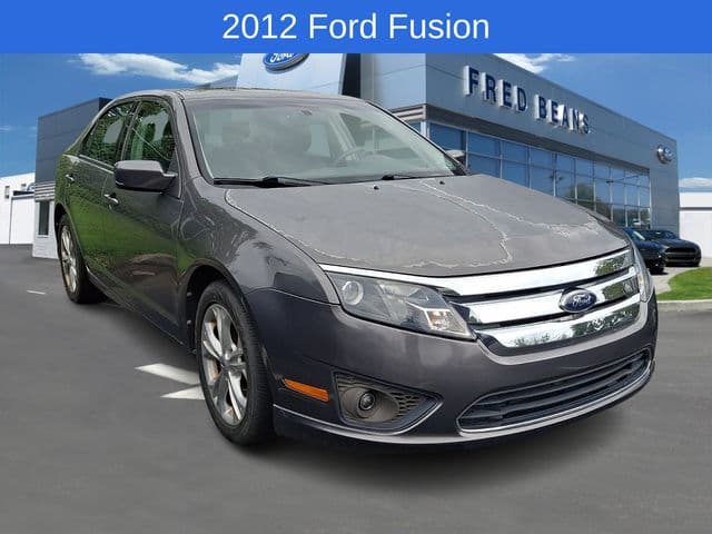 2012 Ford Fusion SE — photo 1 of 11
