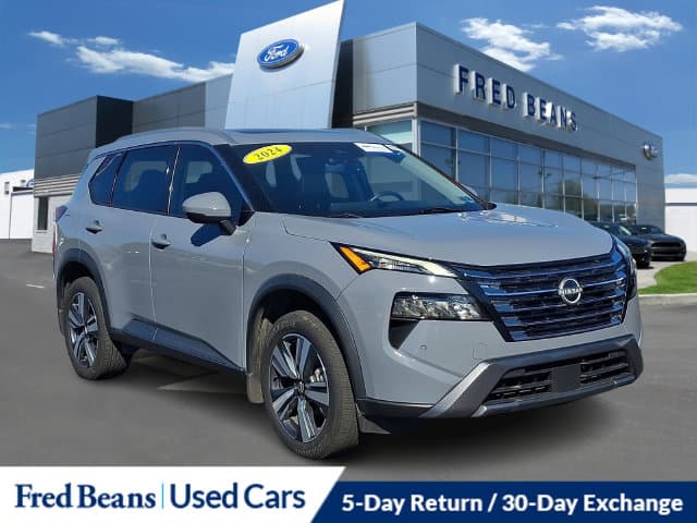 2024 Nissan Rogue SL — photo 1 of 37