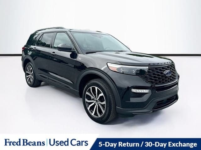 2023 Ford Explorer ST-Line — photo 1 of 40