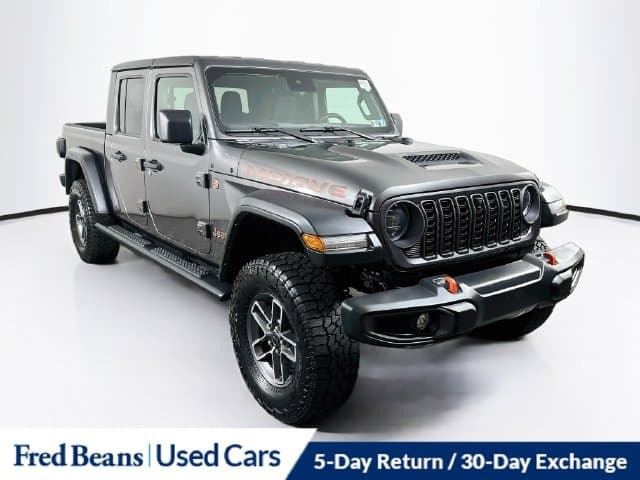 2024 Jeep Gladiator Mojave — photo 1 of 37