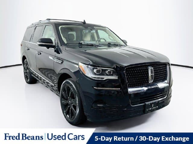 2023 Lincoln Navigator Reserve — photo 1 of 42