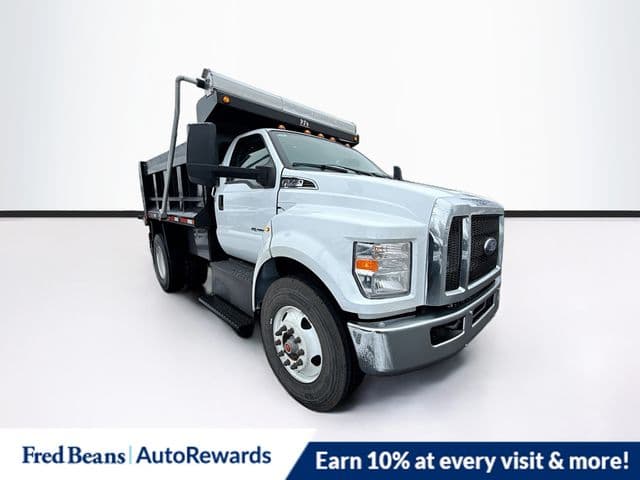 2026 Ford F-750 Diesel Base — photo 1 of 27