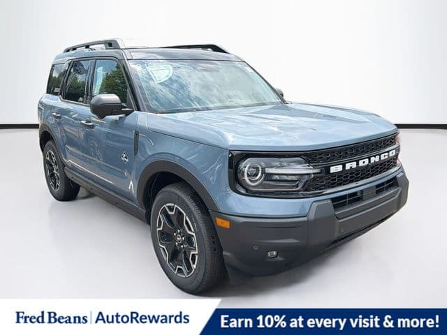 2026 Ford Bronco Sport Outer Banks — photo 1 of 63