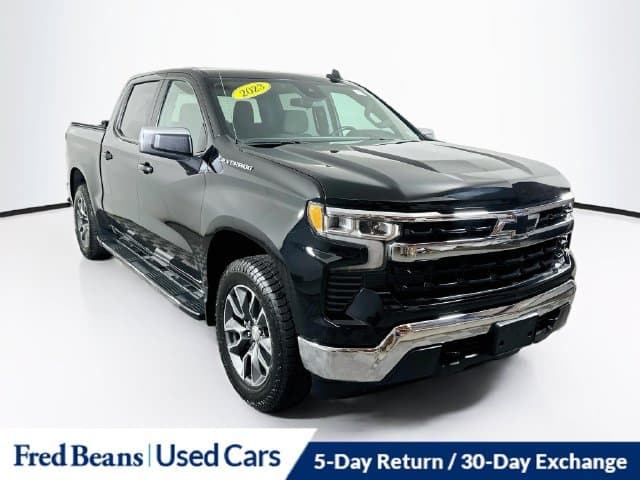 2023 Chevrolet Silverado 1500 LT — photo 1 of 36