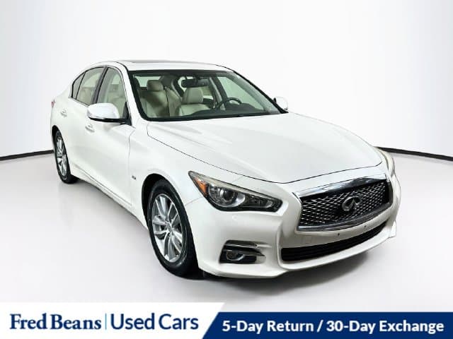 2016 INFINITI Q50 3.0t Premium — photo 1 of 38
