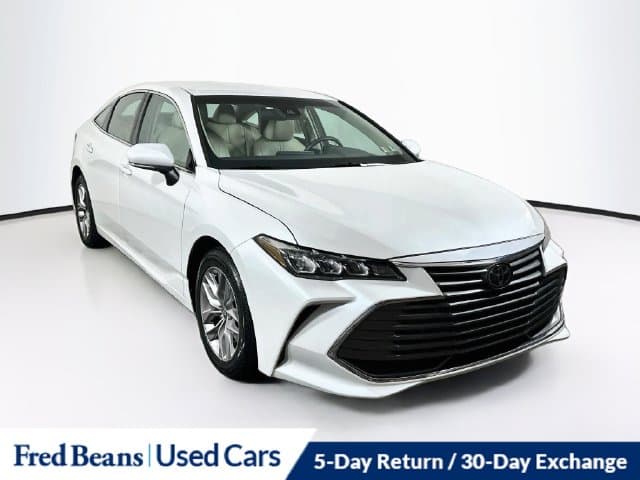 2021 Toyota Avalon XLE — photo 1 of 36