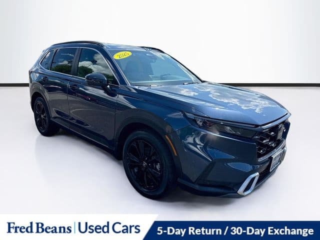 2025 Honda CR-V Hybrid Sport Touring — photo 1 of 39