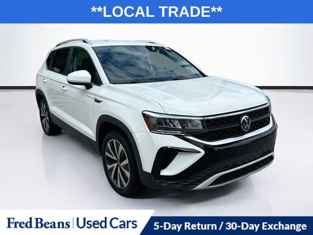 2022 Volkswagen Taos Base — photo 1 of 38