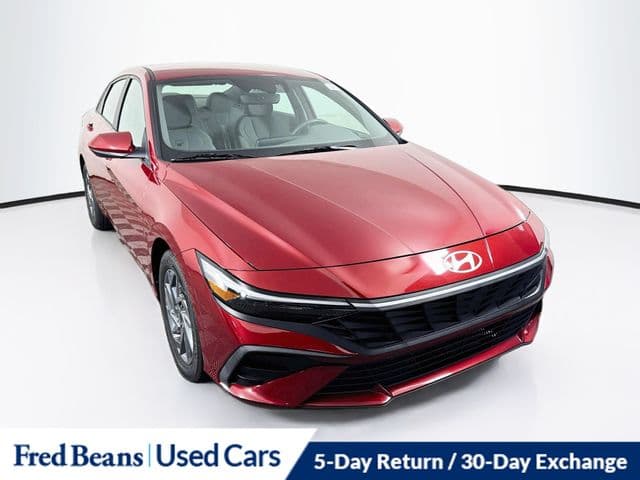 2024 Hyundai Elantra SEL — photo 1 of 42