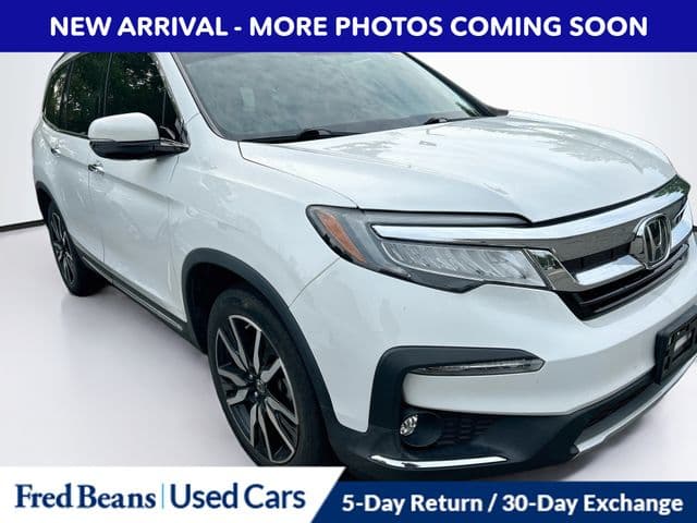 2022 Honda Pilot Touring — photo 1 of 11