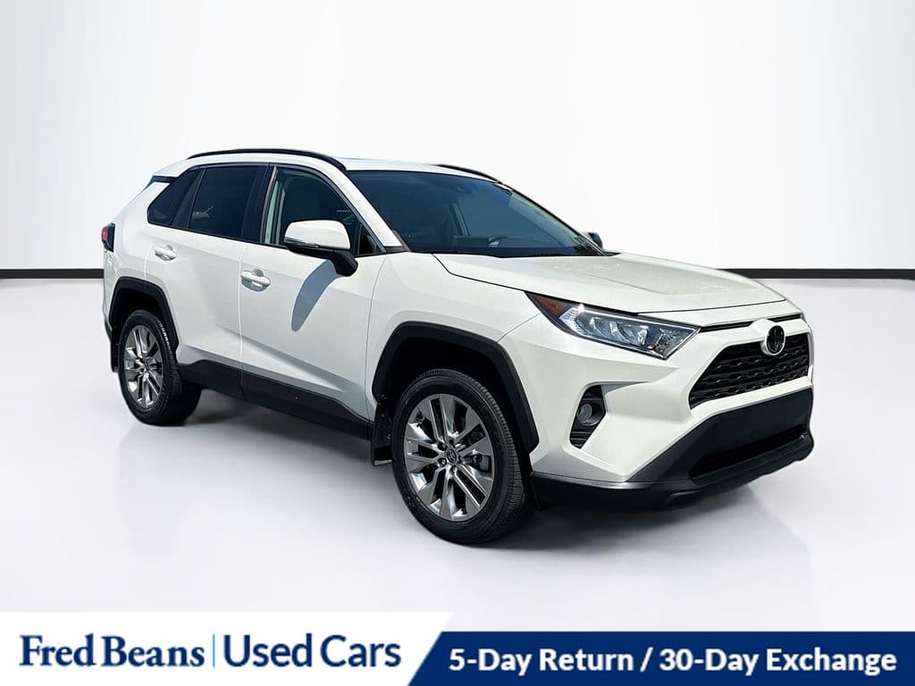 2021 Toyota RAV4 XLE Premium — photo 1 of 40