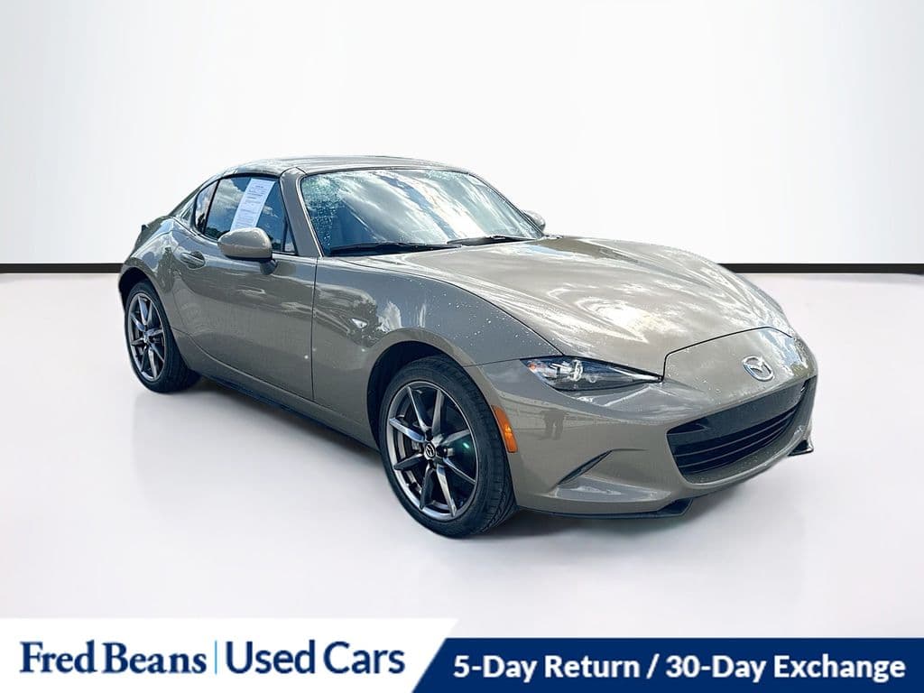 2023 Mazda MX-5 Miata RF Grand Touring — photo 1 of 34