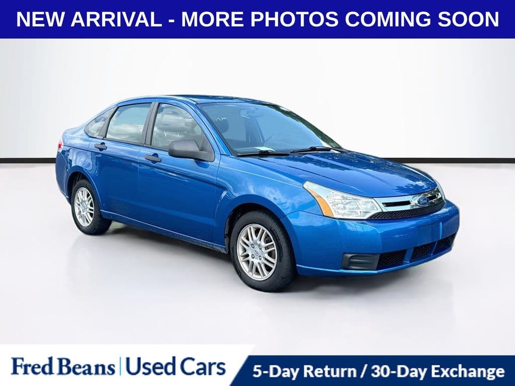 2011 Ford Focus SE — photo 1 of 12