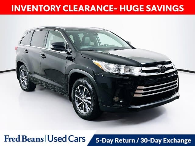 2017 Toyota Highlander XLE — photo 1 of 40