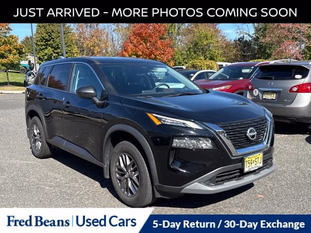 2023 Nissan Rogue S — photo 1 of 17