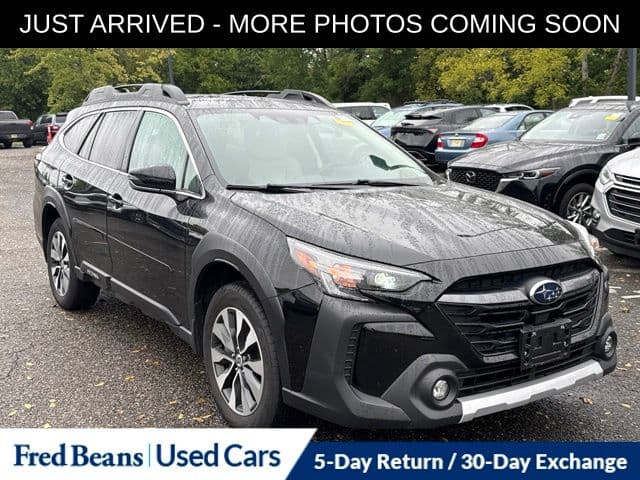 2023 Subaru Outback Limited — photo 1 of 17