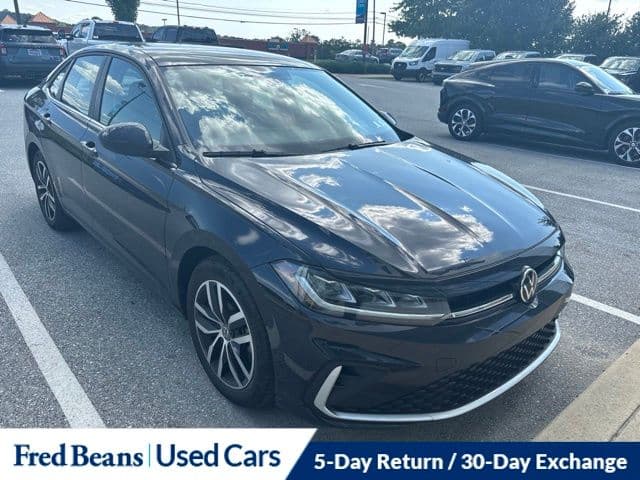 2025 Volkswagen Jetta 1.5T SE — photo 1 of 18