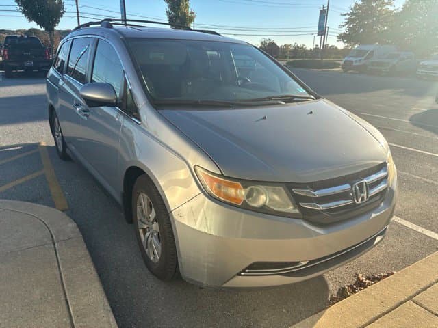 2016 Honda Odyssey EX-L — photo 1 of 12