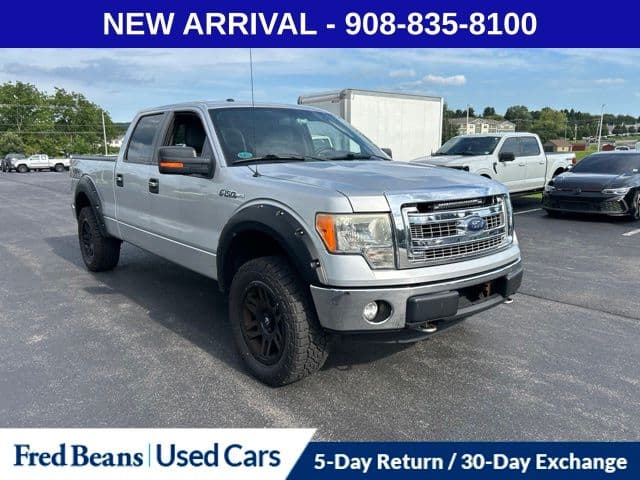 2013 Ford F-150 XLT — photo 1 of 17