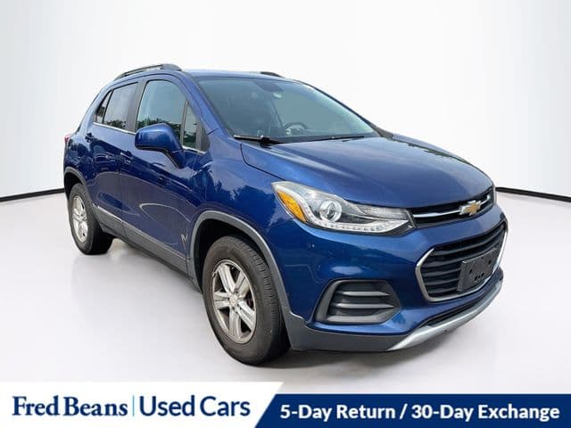 2017 Chevrolet Trax LT — photo 1 of 37