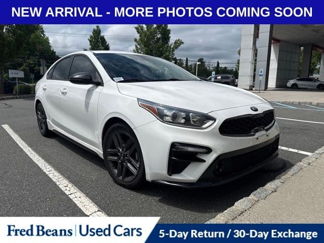 2021 Kia Forte GT-Line — photo 1 of 16