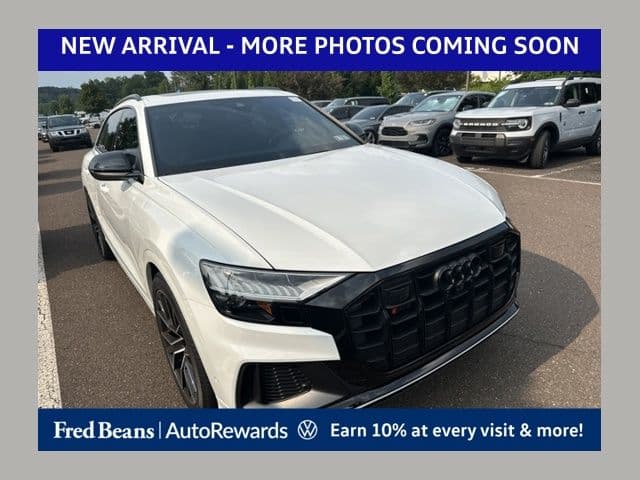 2022 Audi SQ8 4.0T Prestige — photo 1 of 17