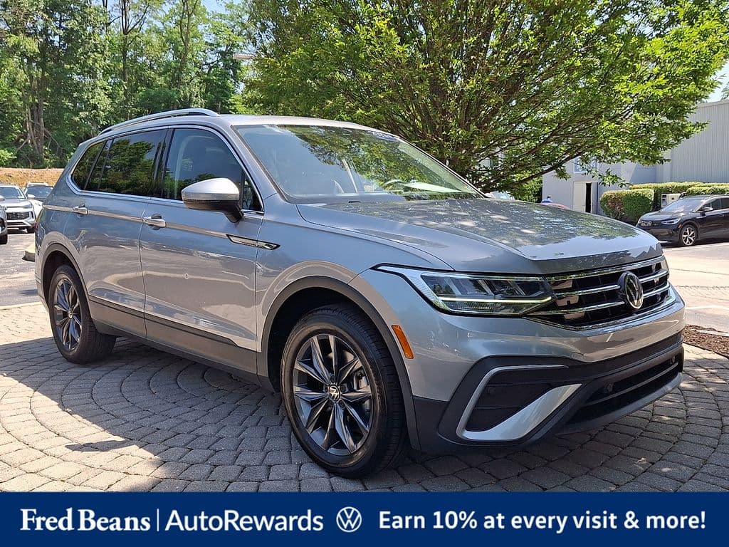 2023 Volkswagen Tiguan 2.0T SE — photo 1 of 39
