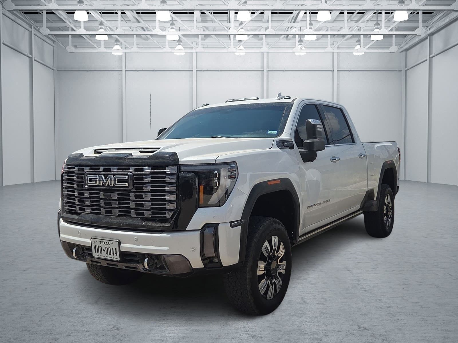 2025 GMC Sierra 2500 HD Denali Ultimate — photo 1 of 3