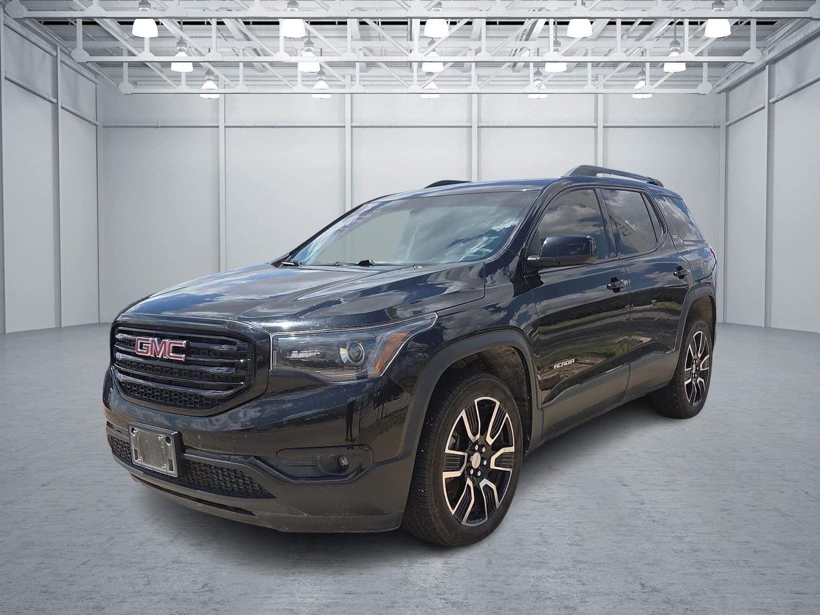 2019 GMC Acadia SLT — photo 1 of 3