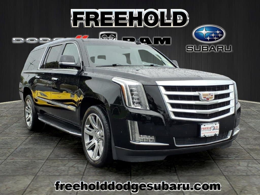 2019 Cadillac Escalade ESV Luxury — photo 1 of 21
