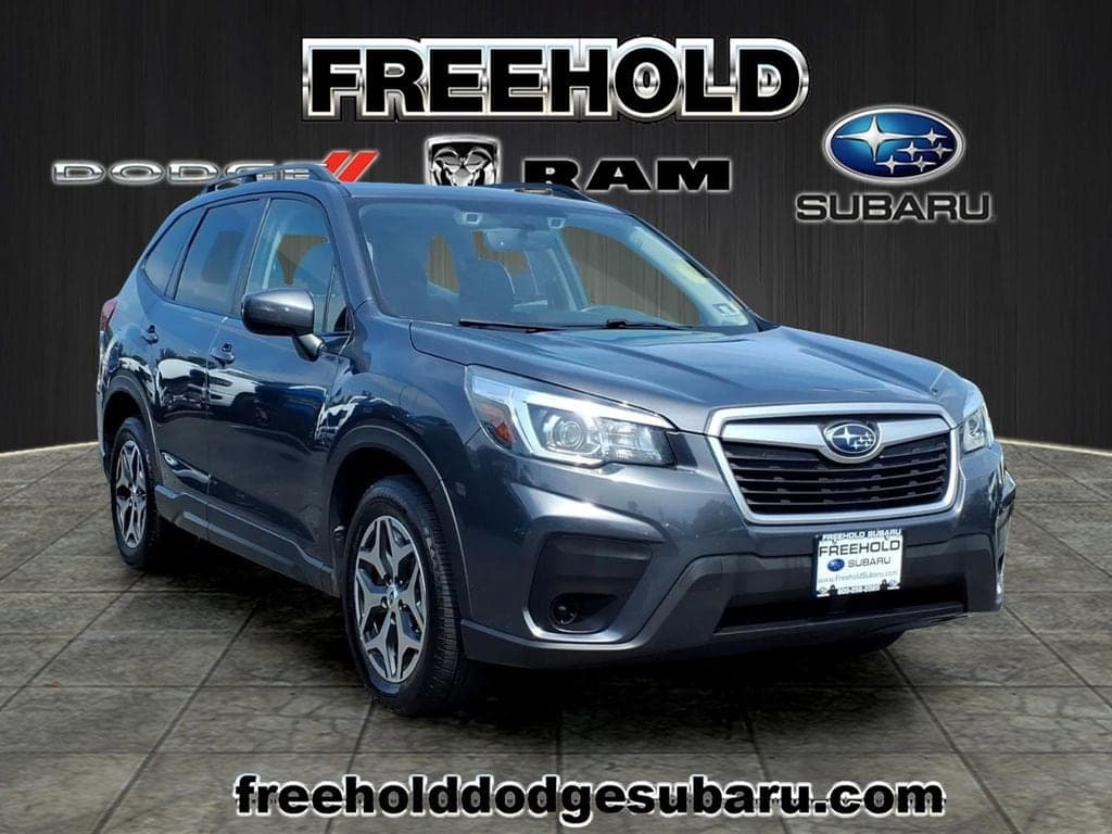 2020 Subaru Forester Premium — photo 1 of 22