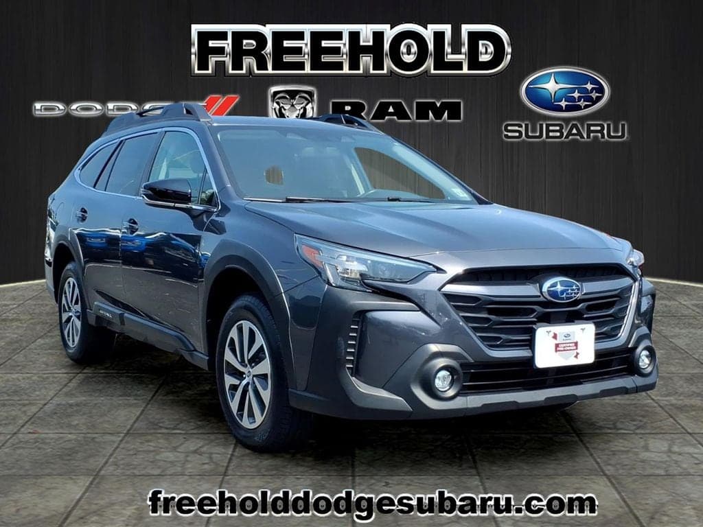 2024 Subaru Outback Premium — photo 1 of 20