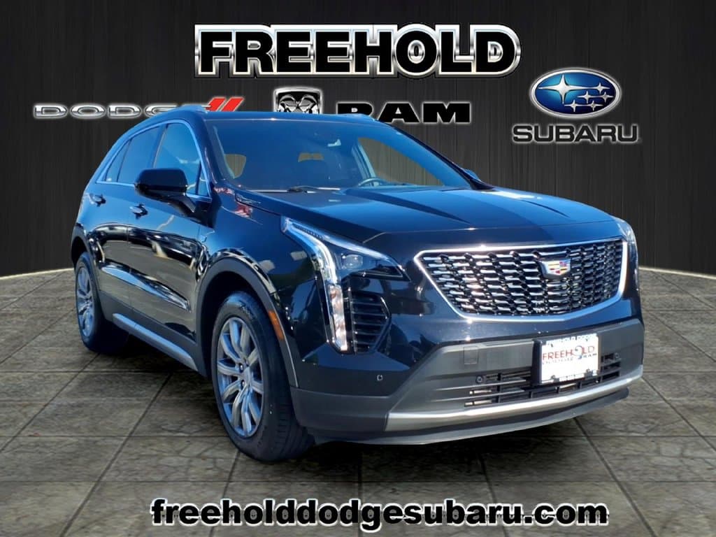 2019 Cadillac XT4 Base — photo 1 of 20