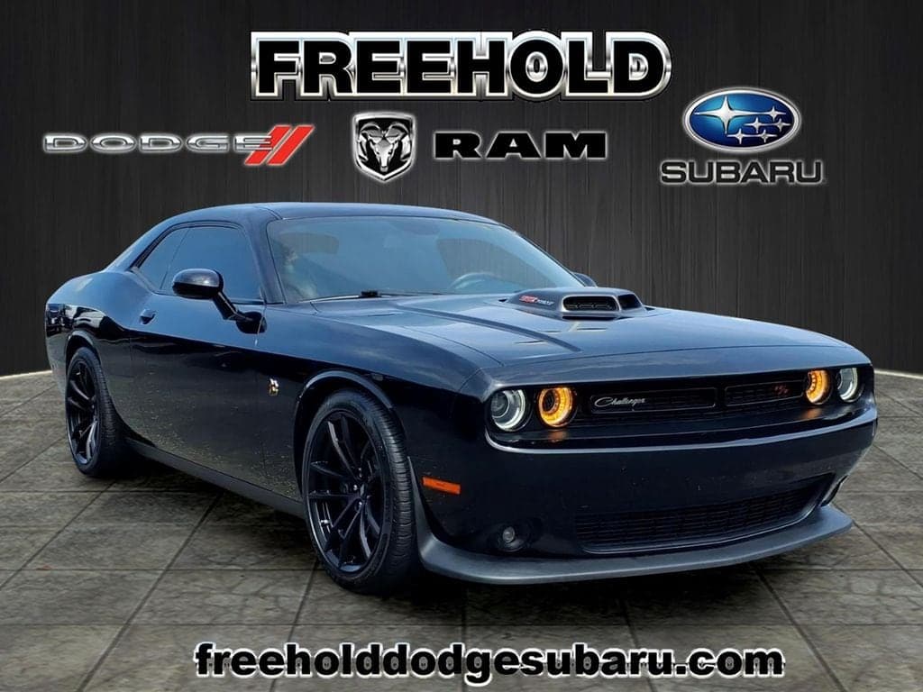 2021 Dodge Challenger R/T Scat Pack — photo 1 of 26