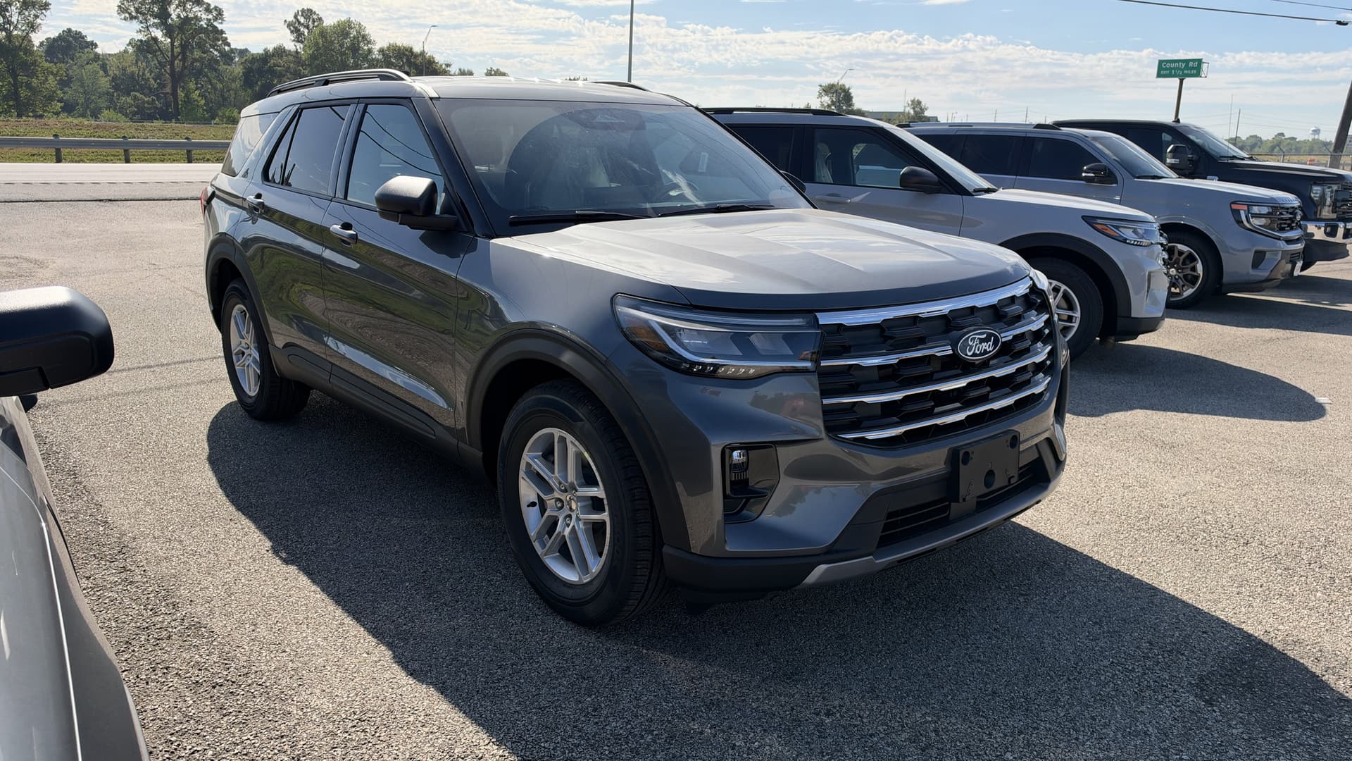 2027 Ford Explorer Active w/100A Pkg — photo 1 of 20