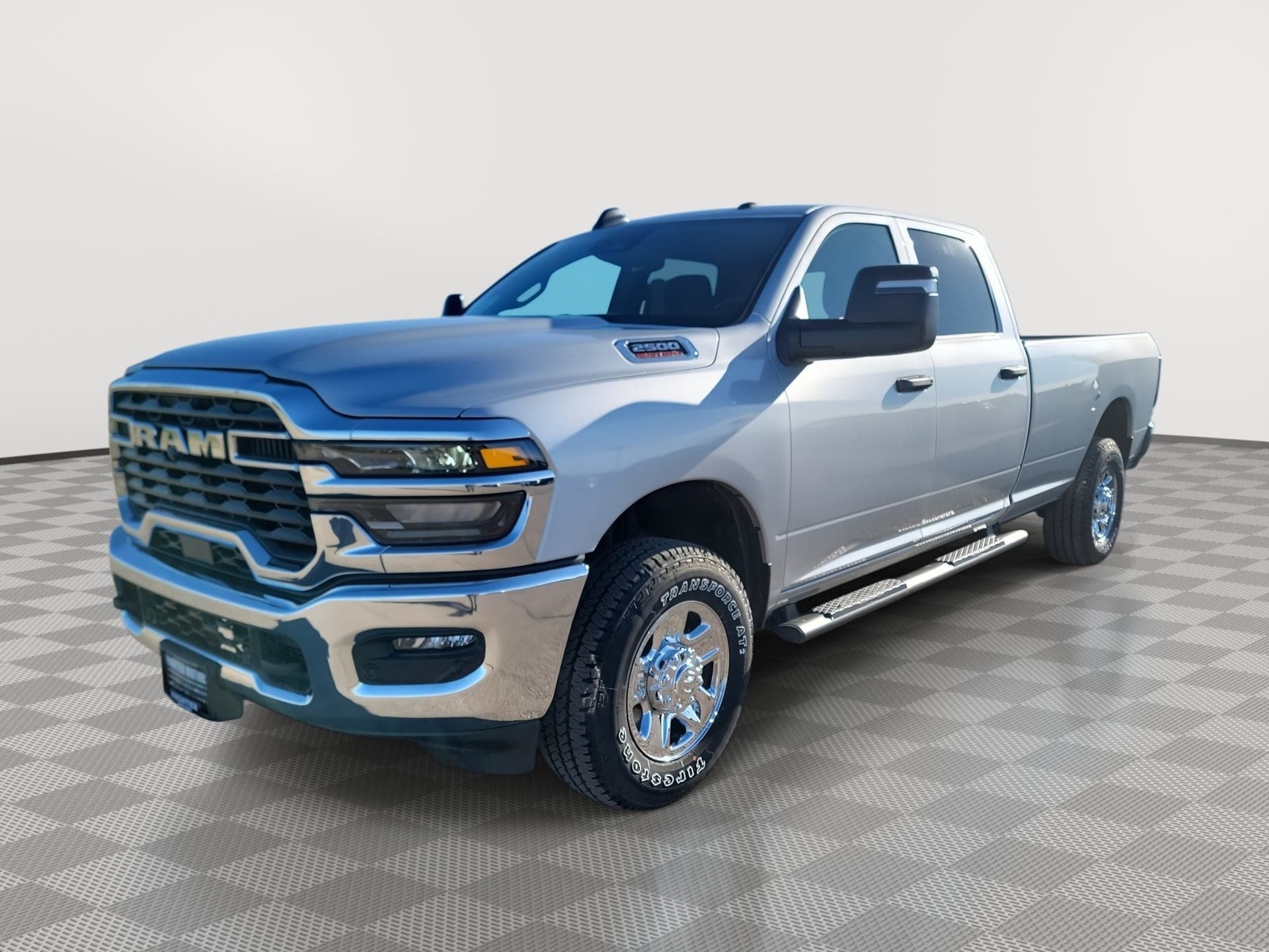 2026 RAM 2500 TRADESMAN CREW CAB 4X4 8' BOX — photo 1 of 37