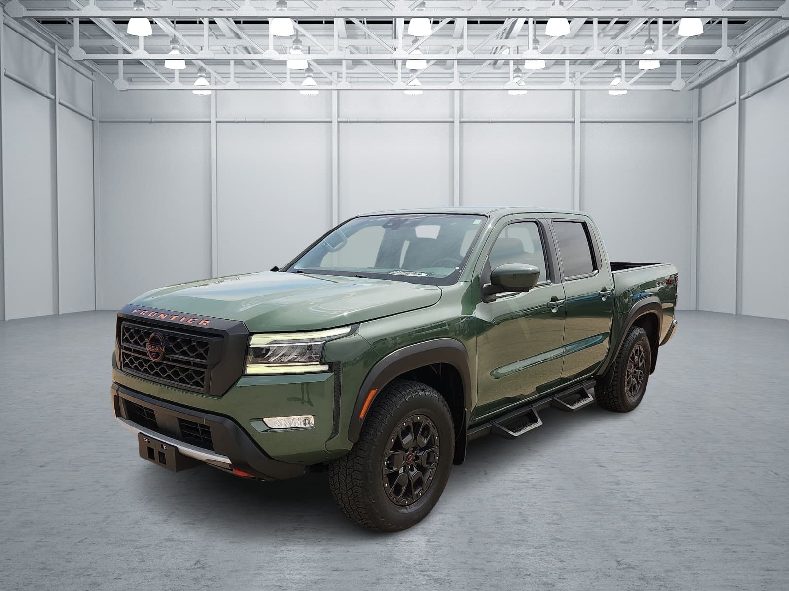 2022 Nissan Frontier Base — photo 1 of 20
