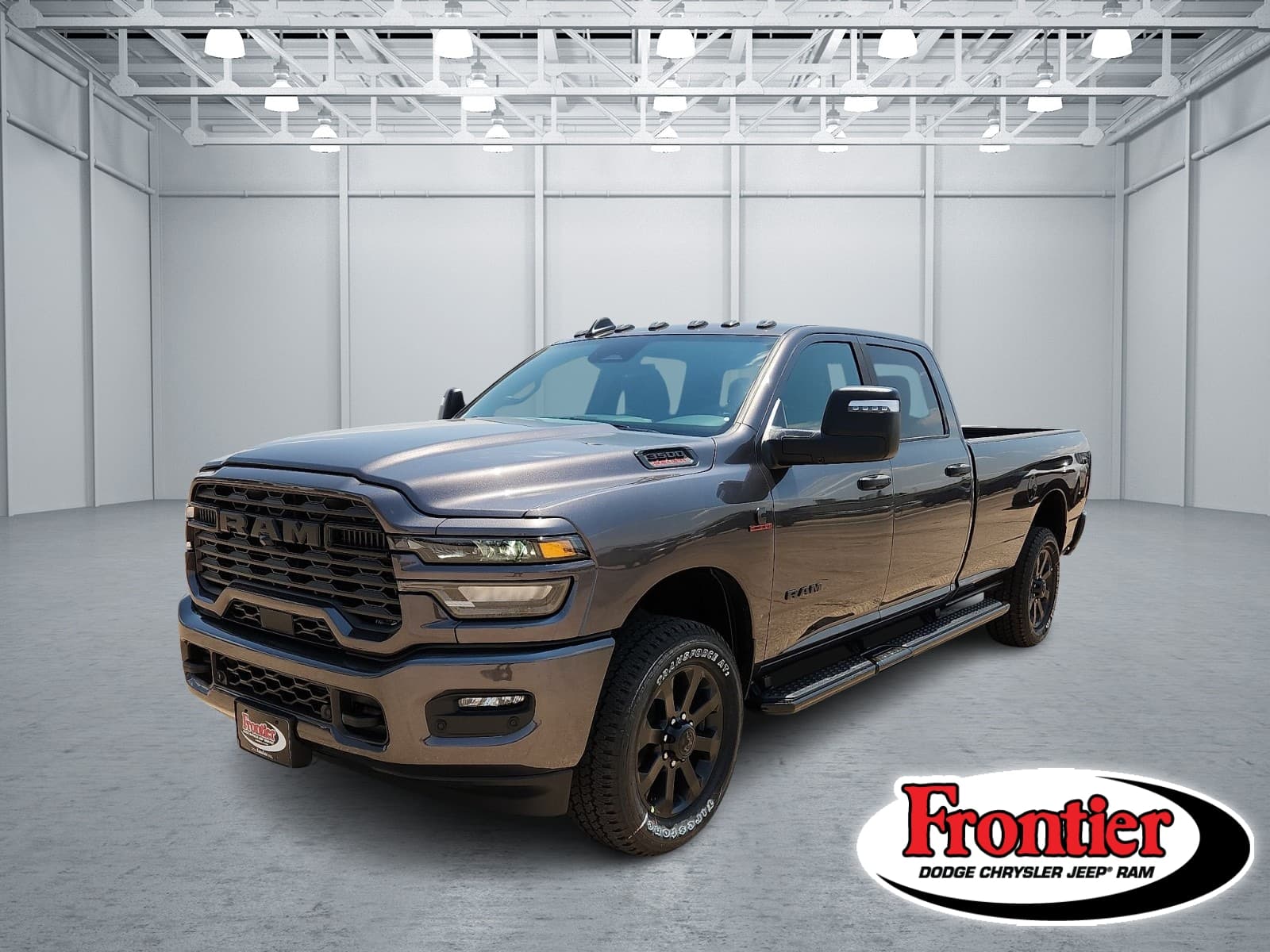 2026 RAM 3500 LONE STAR CREW CAB 4X4 8' BOX — photo 1 of 29